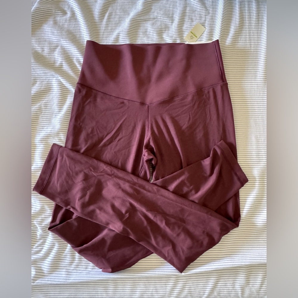 7/8 length maroon leggings